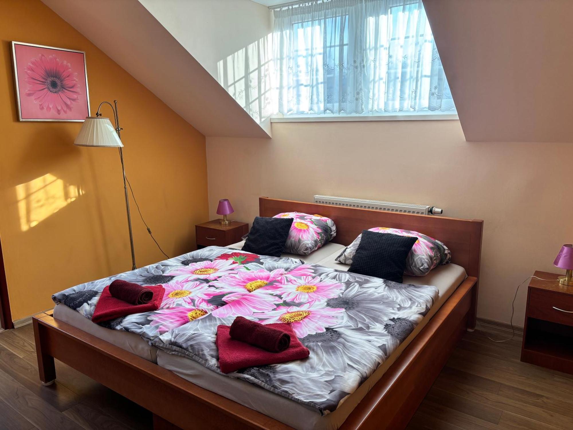 Zámeček Kaliště Hotel Poddubí