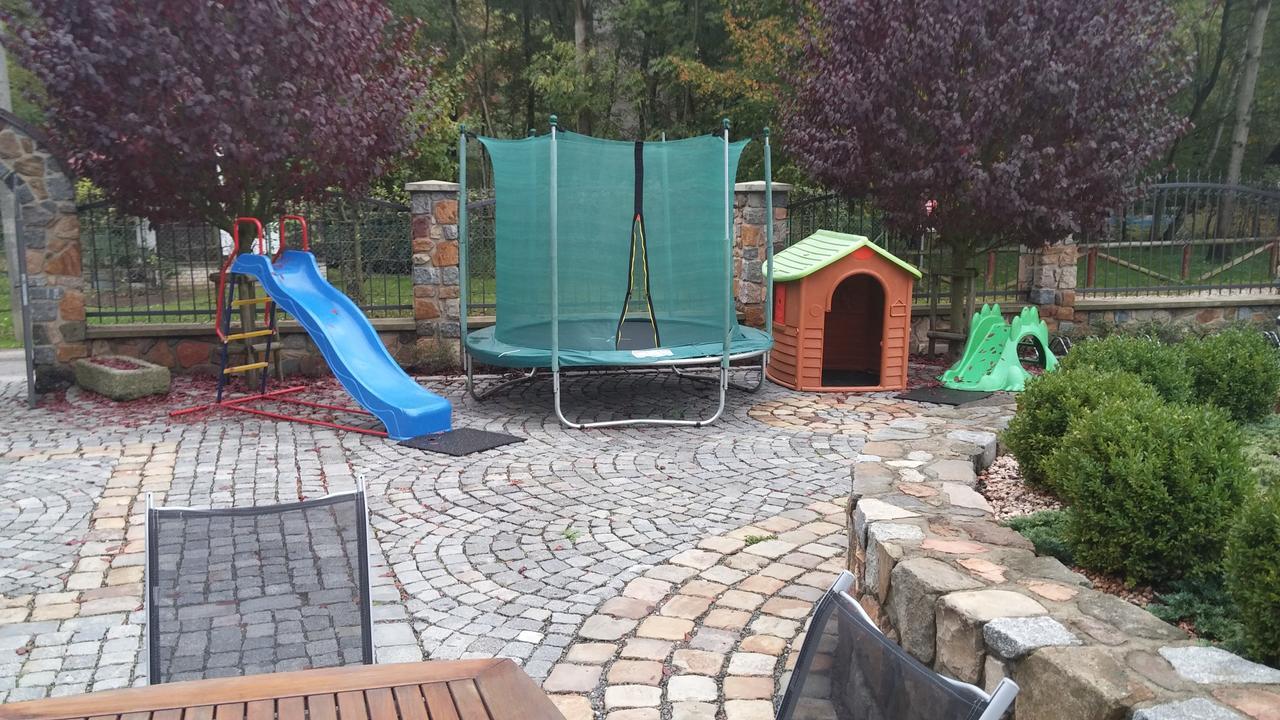 Hotel Zámeček Kaliště Poddubí